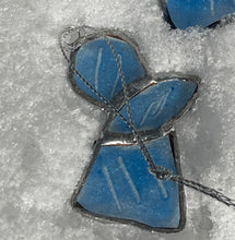 Lägg bild i galleriet, ängel 16 i återvunnet glas (7 cm)