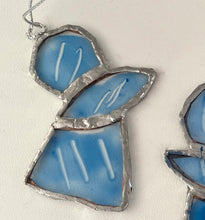 Lägg bild i galleriet, ängel 16 i återvunnet glas (7 cm)