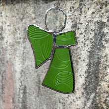 Lägg bild i galleriet, ängel 2 i återvunnet planglas (10 cm)  - Fair Trade