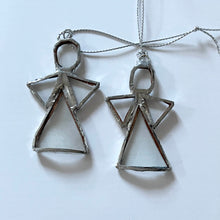Lägg bild i galleriet, ängel 9 i återvunnet glas (6 cm) - Fair trade