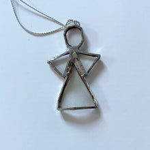 Lägg bild i galleriet, ängel 9 i återvunnet glas (6 cm) - Fair trade