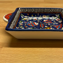 Lägg bild i galleriet, keramikfat - fiskar 2 blå - Fair Trade