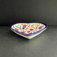 Lägg bild i galleriet, keramikskål - gläntan 4 - hjärta - Fair Trade