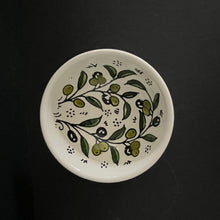 Lägg bild i galleriet, keramikskål - oliv 1 (9 cm) - Fair Trade