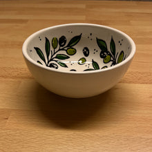 Lägg bild i galleriet, keramikskål - oliv 2 (12,5 cm) - Fair Trade