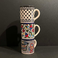 Lägg bild i galleriet, muggar, set om 3 - fika med vänner - Fair Trade