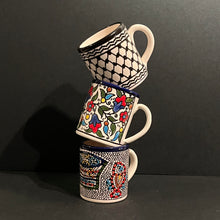 Lägg bild i galleriet, muggar, set om 3 - fika med vänner - Fair Trade