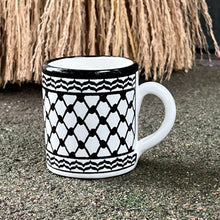 Lägg bild i galleriet, keramikmugg - kuffiyah - Fair Trade