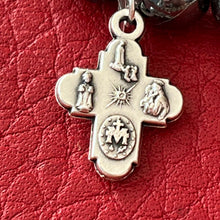 Lägg bild i galleriet, armband 16 - bildkors