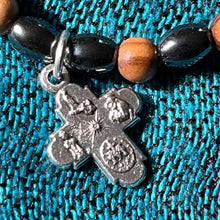 Lägg bild i galleriet, armband 16 - bildkors