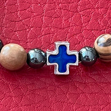 Lägg bild i galleriet, armband 15 - blått kors
