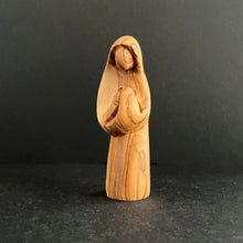 Lägg bild i galleriet, Maria med barn 9