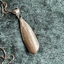 Lägg bild i galleriet, olivblad - halsband i sterlingsilver
