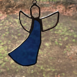 ängel 11 med dansande vingar, av återvunnet planglas (10 cm) - Fair Trade