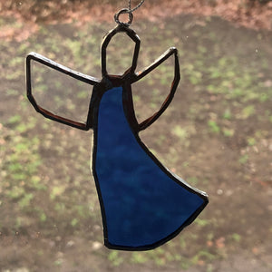 ängel 11 med dansande vingar, av återvunnet planglas (10 cm) - Fair Trade