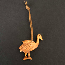 Lägg bild i galleriet, Hugo (3,5 cm) brosch + hänge